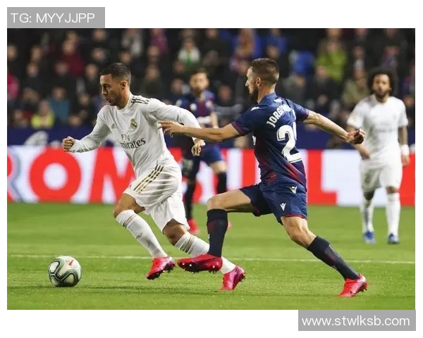 如何与足球明星亲密合照的技巧与注意事项分享 如何与足球明星亲密合照的技巧与注意事项分享